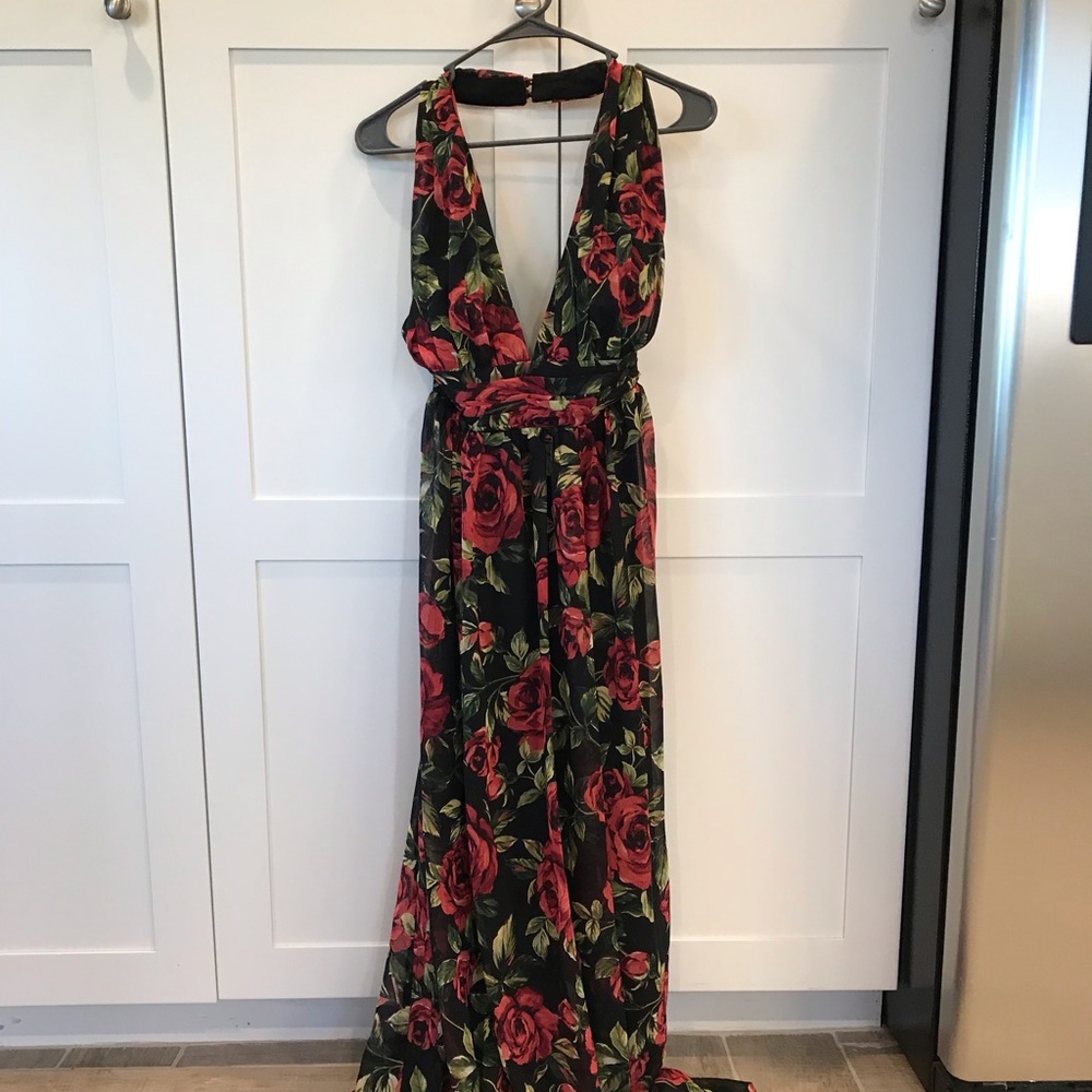 Lulus maxi floral dress